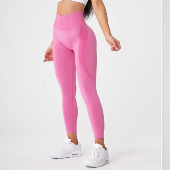 NVGTN Pants - NVGTN Contour Seamless Leggings High Waisted Like New - Small in Bubble Gum Pink